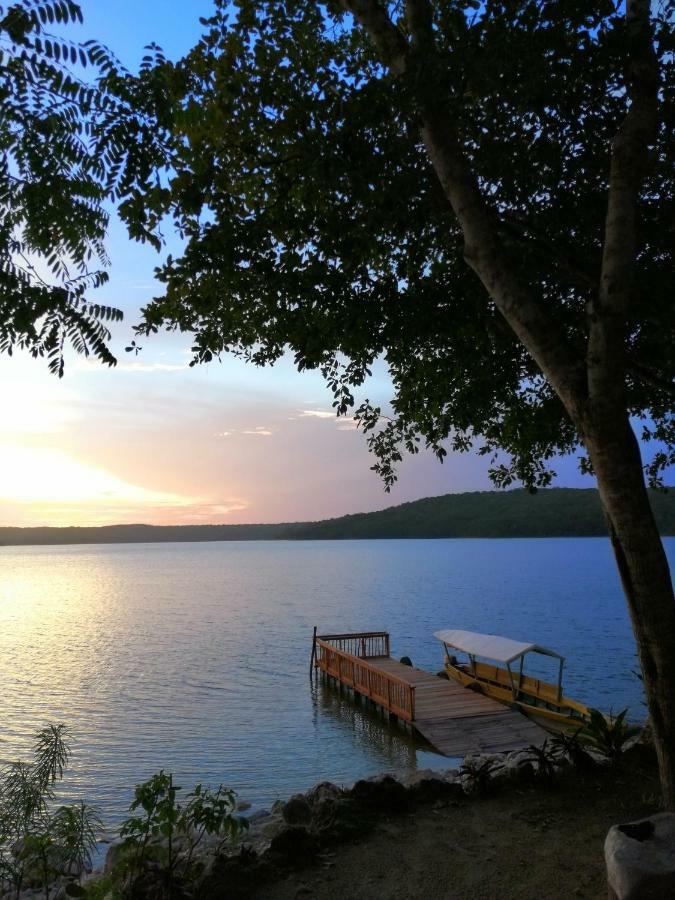 Ecolodge El Sombrero Laguna Yaxha Bagian luar foto